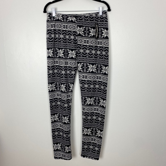 Just Cozy Fleece Lined Pants Womens 12-20 Super Stretchy Black White Pattern PJ - Picture 1 of 10